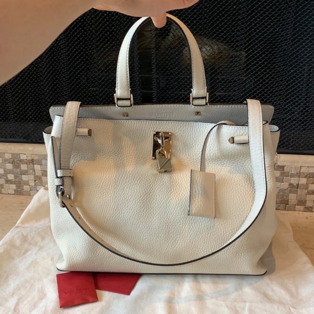 Valentino Garavani Joylock Leather Shoulder Bag